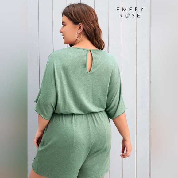 NEW - Emery Rose - Romper - Batwing - Front Tie - Size 4X - Picture 2 of 5